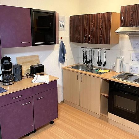 City Apartment With Wifi Near Jena Kahla  Kültér fotó