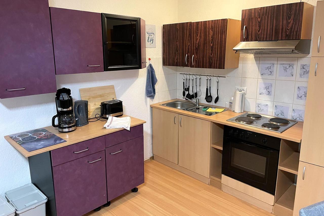 City Apartment With Wifi Near Jena Kahla  Kültér fotó