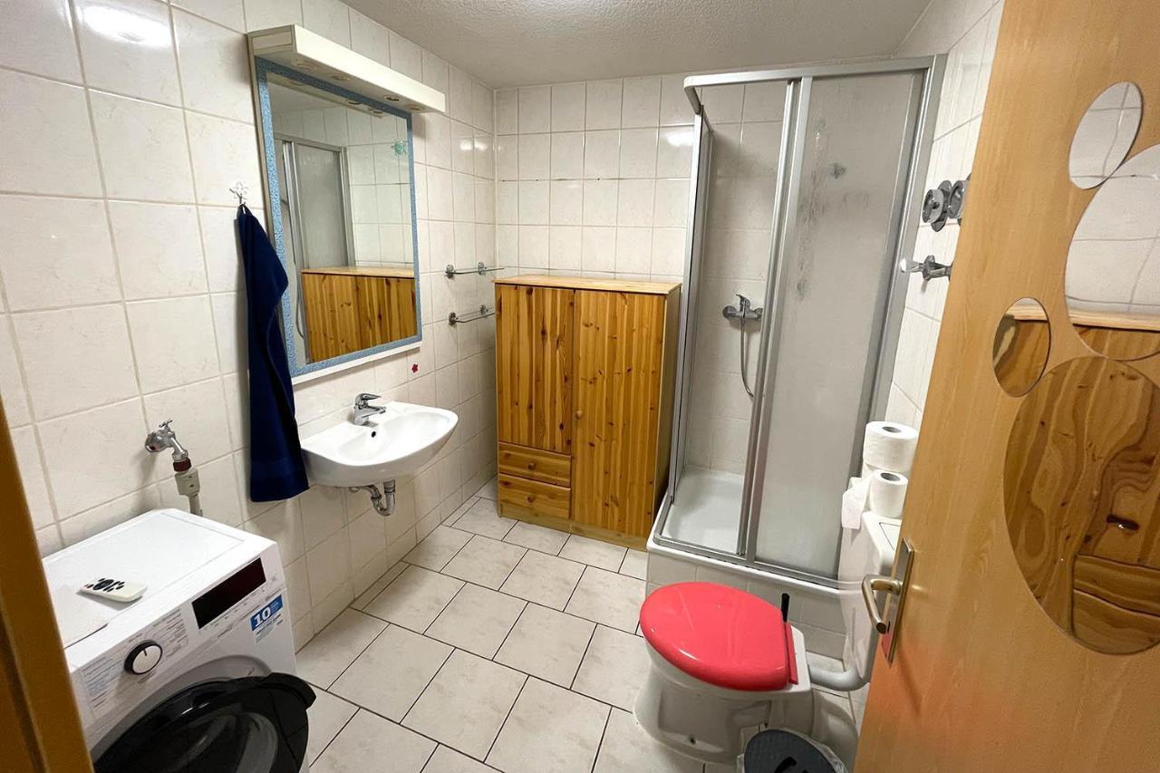 City Apartment With Wifi Near Jena Kahla  Kültér fotó